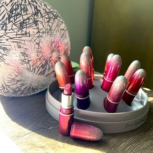 BRAND NEW MAC LIPSTICK SET 👄